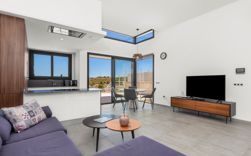 Resale - Villa -
San Miguel de Salinas - Inland