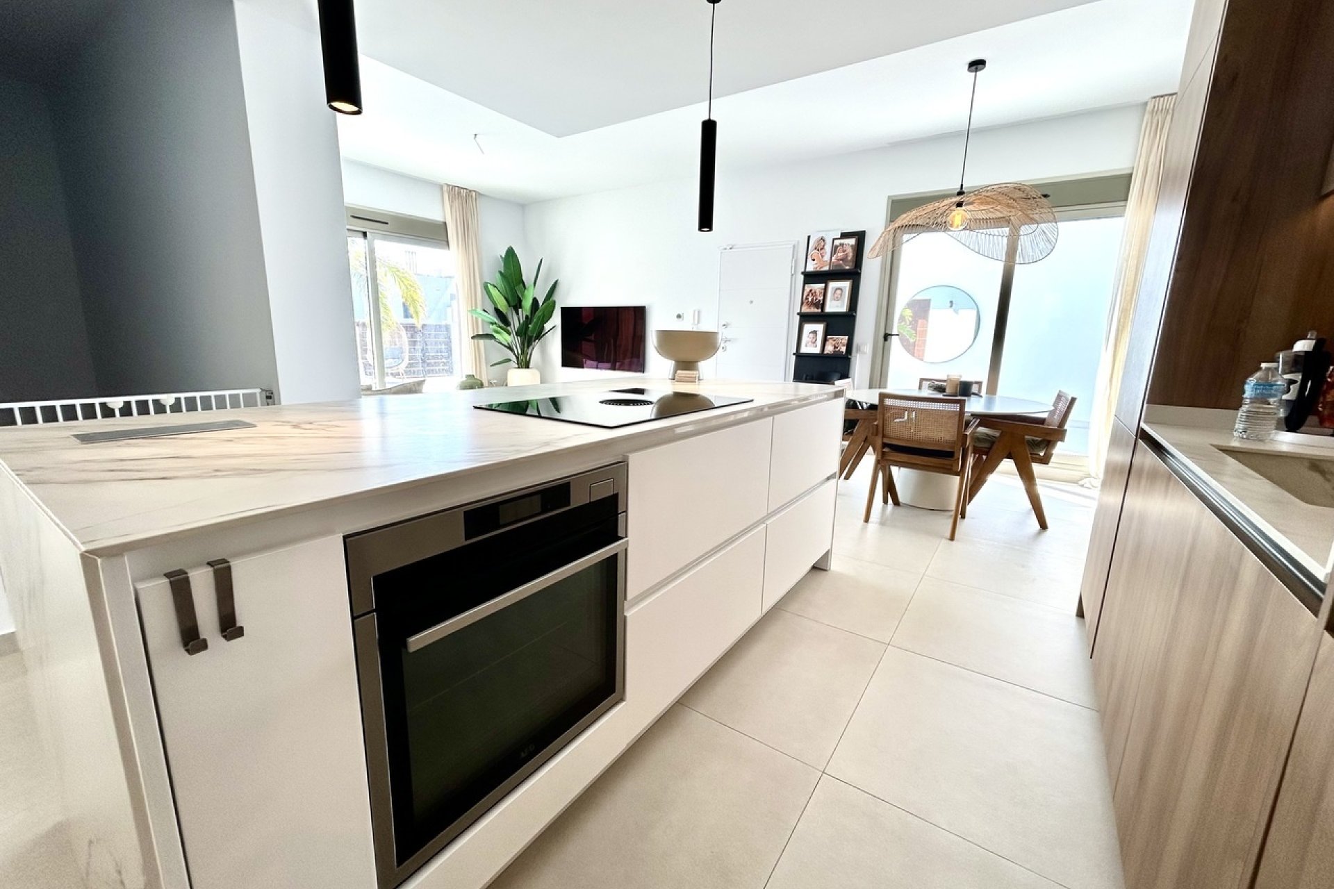 Resale - Villa -
San Miguel de Salinas - Inland