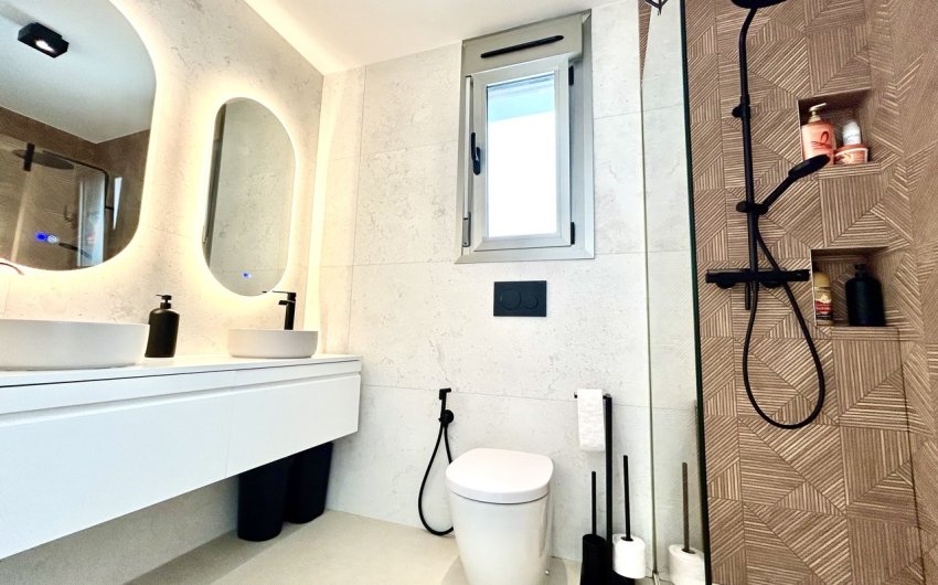 Resale - Villa -
San Miguel de Salinas - Inland