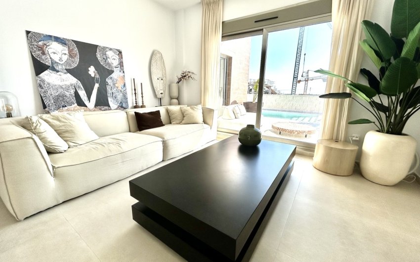 Resale - Villa -
San Miguel de Salinas - Inland