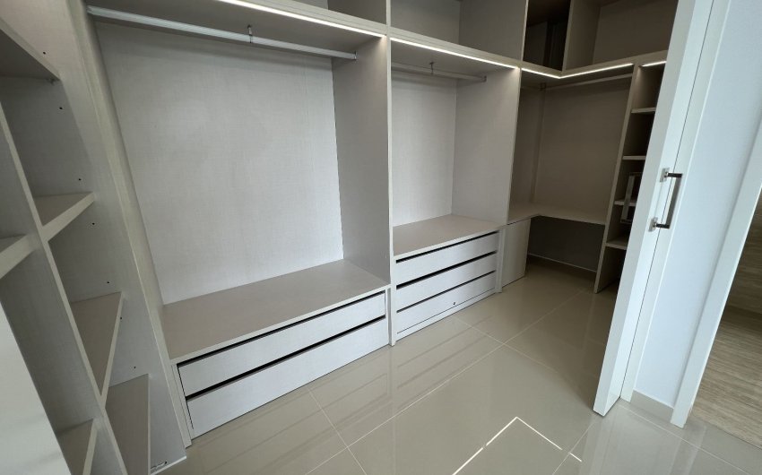 Resale - Villa -
San Miguel de Salinas - Inland