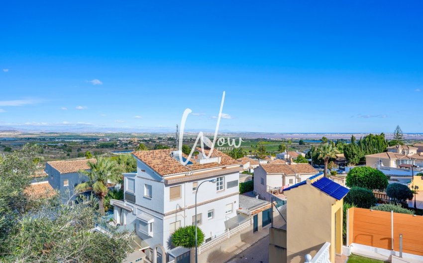 Resale - Villa -
San Miguel de Salinas - Inland