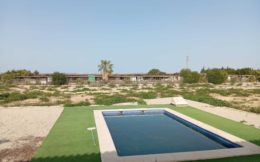 Resale - Villa -
San Miguel de Salinas - Inland