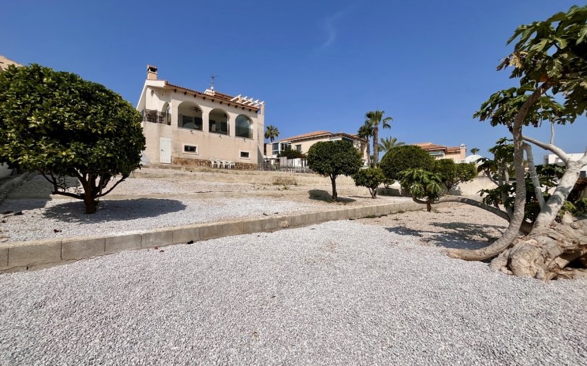 Resale - Villa -
San Miguel de Salinas - Inland