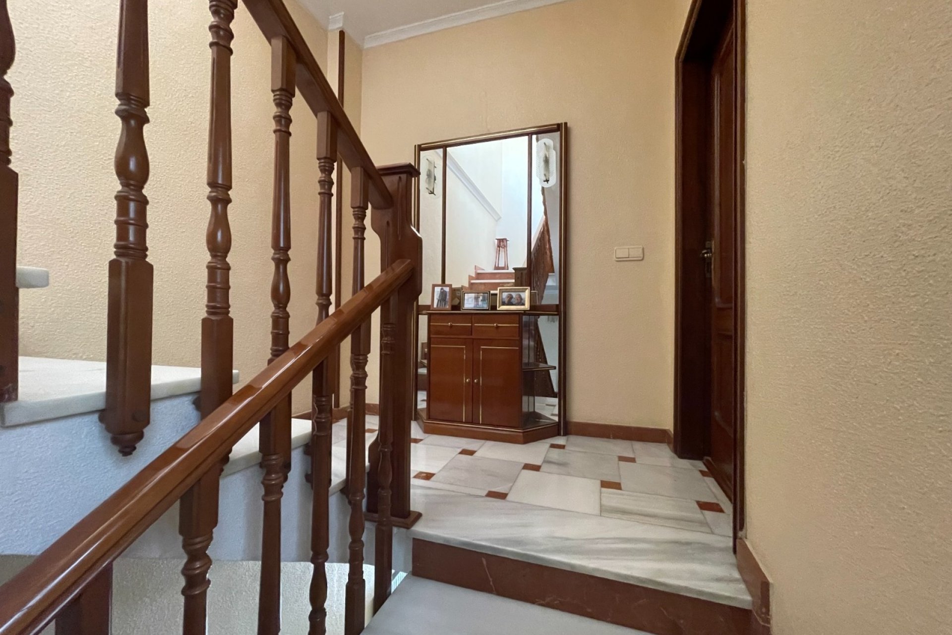 Resale - Villa -
San Miguel de Salinas - Inland