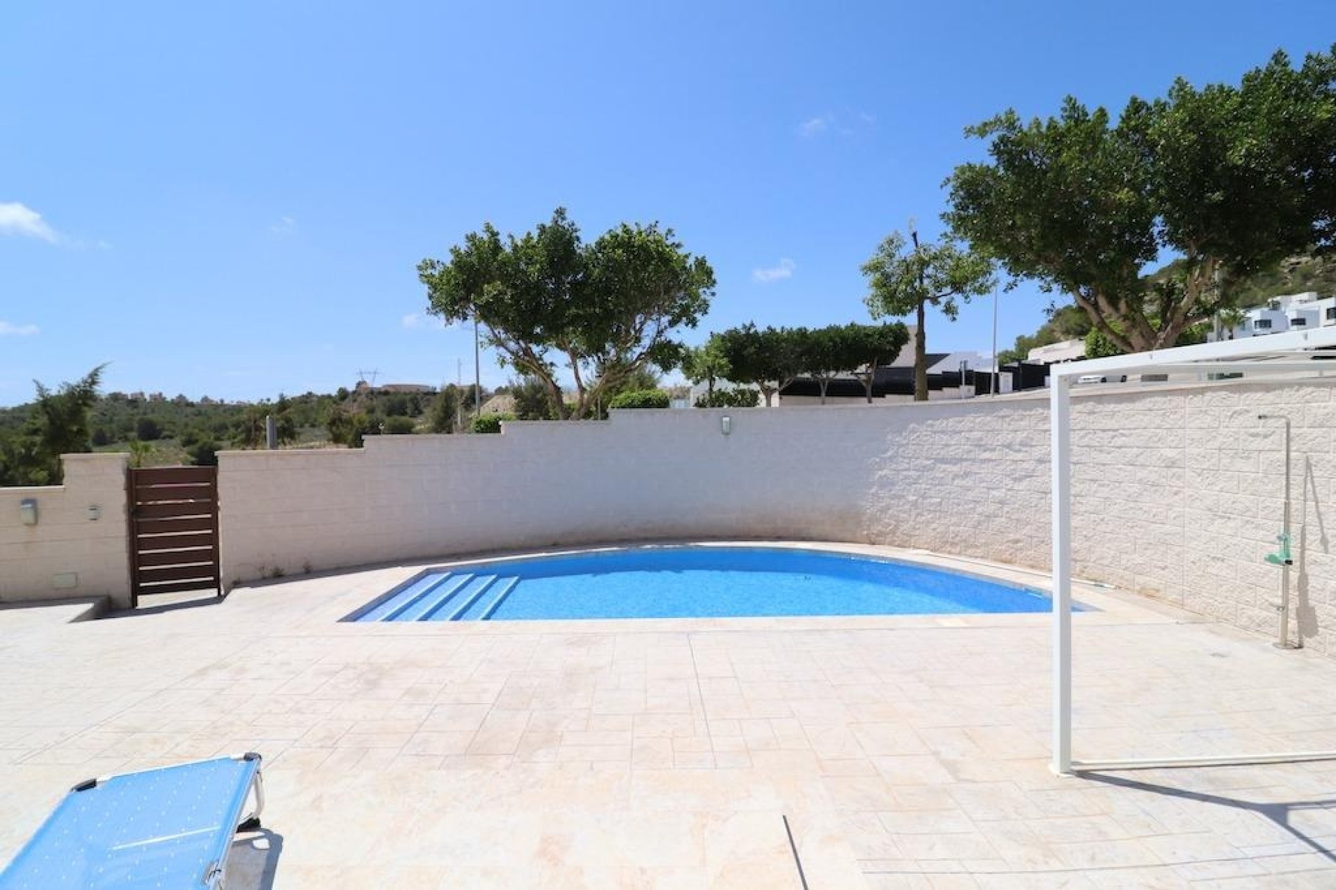 Resale - Villa -
San Miguel de Salinas - Inland
