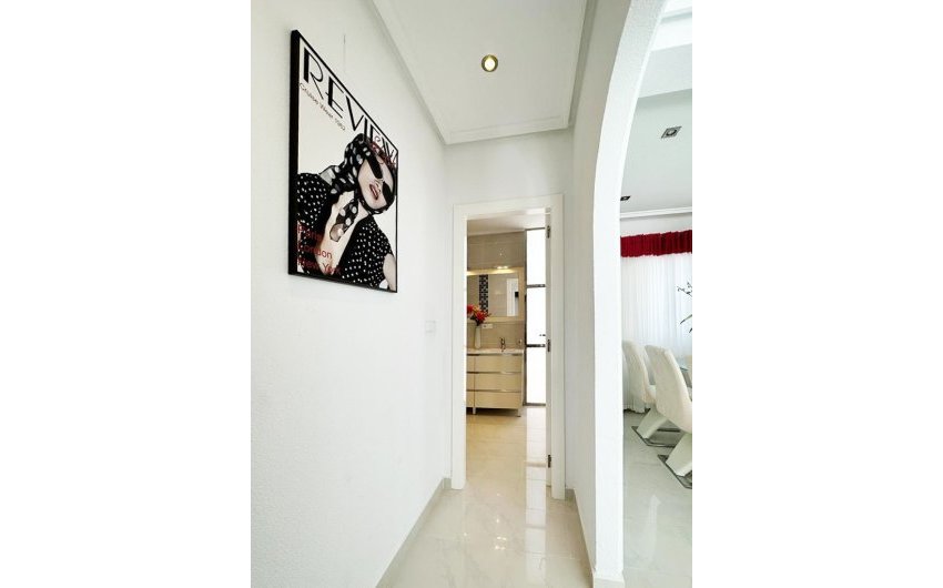 Resale - Villa -
San Miguel de Salinas - Inland