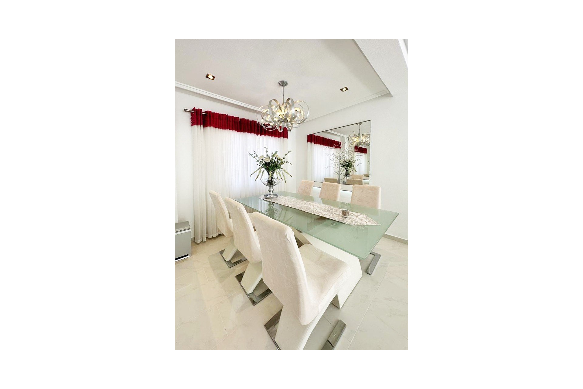 Resale - Villa -
San Miguel de Salinas - Inland