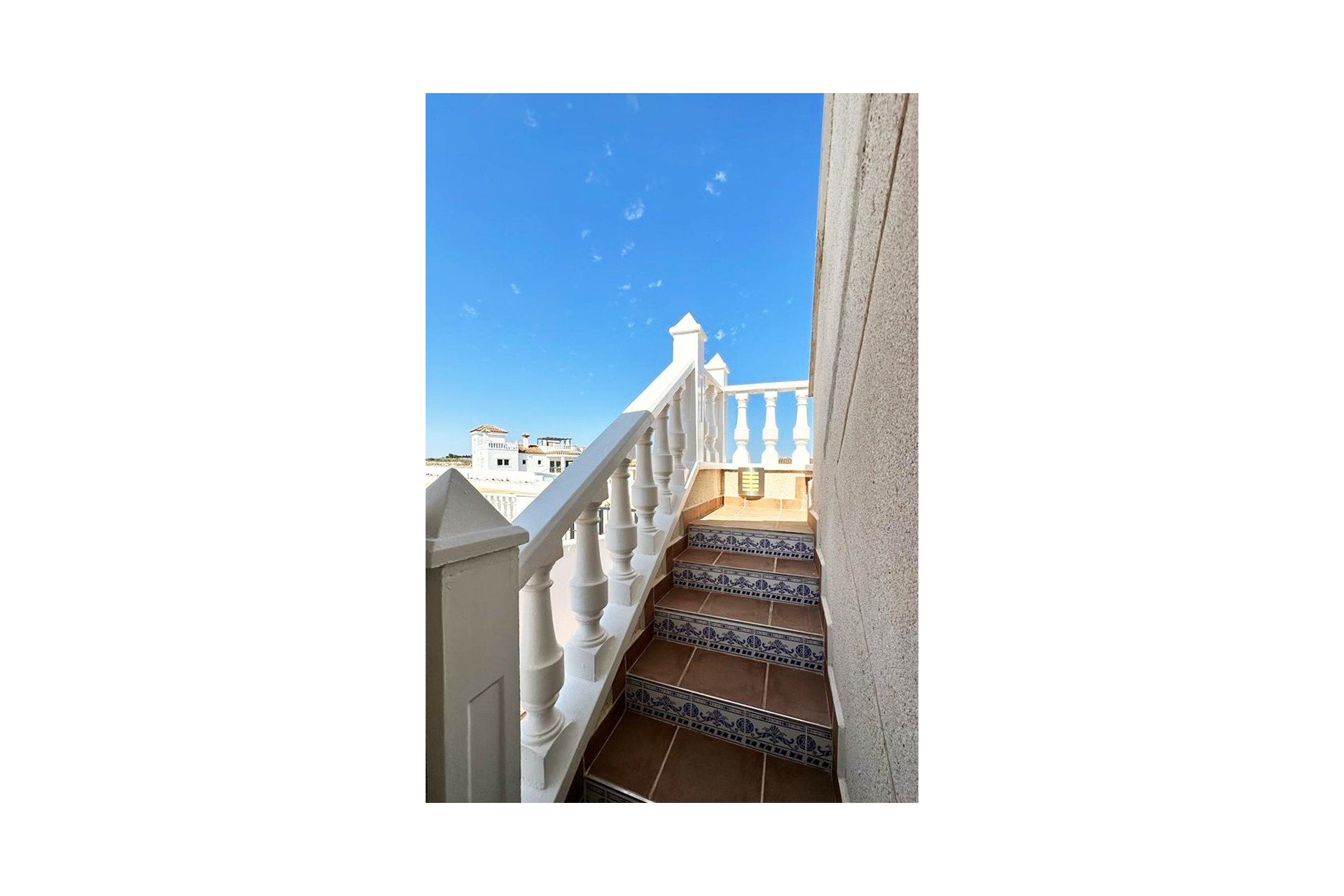 Resale - Villa -
San Miguel de Salinas - Inland