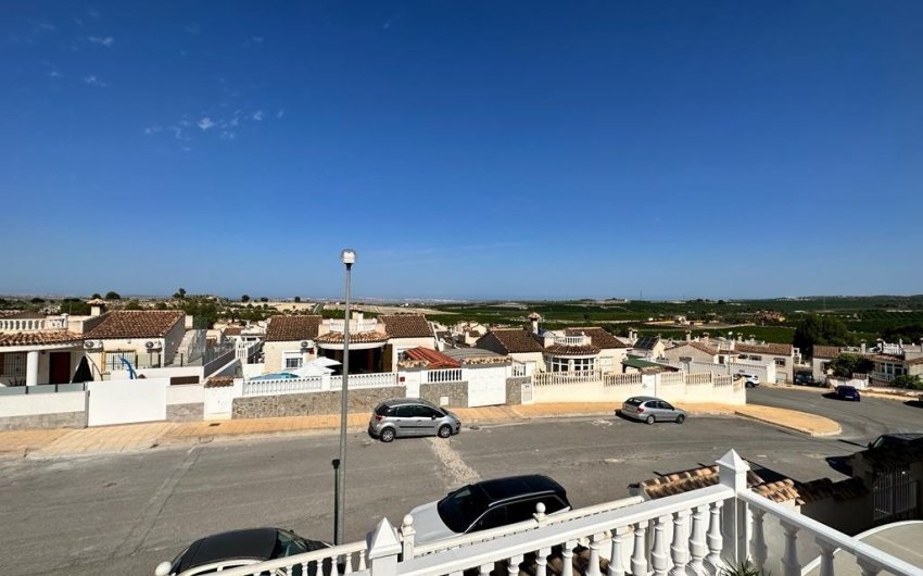 Resale - Villa -
San Miguel de Salinas - Inland