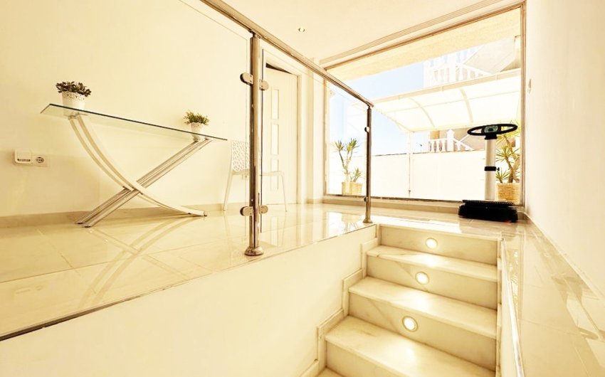 Resale - Villa -
San Miguel de Salinas - Inland