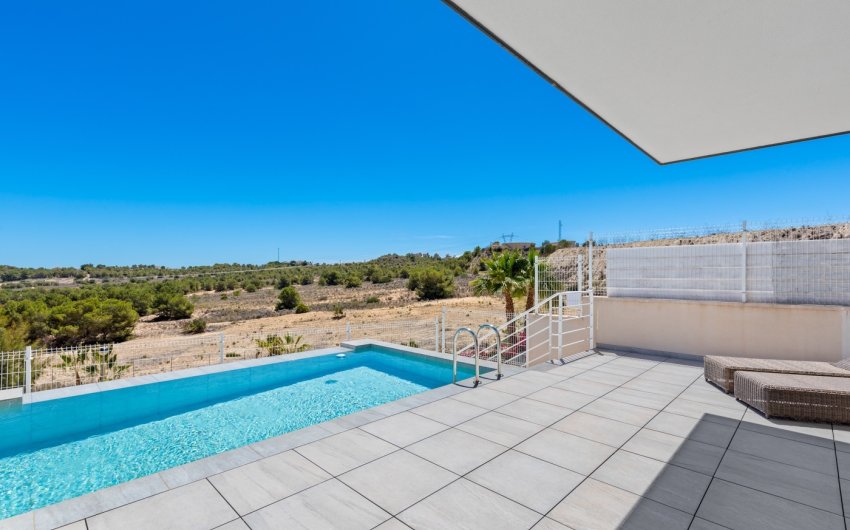 Resale - Villa -
San Miguel de Salinas - Inland