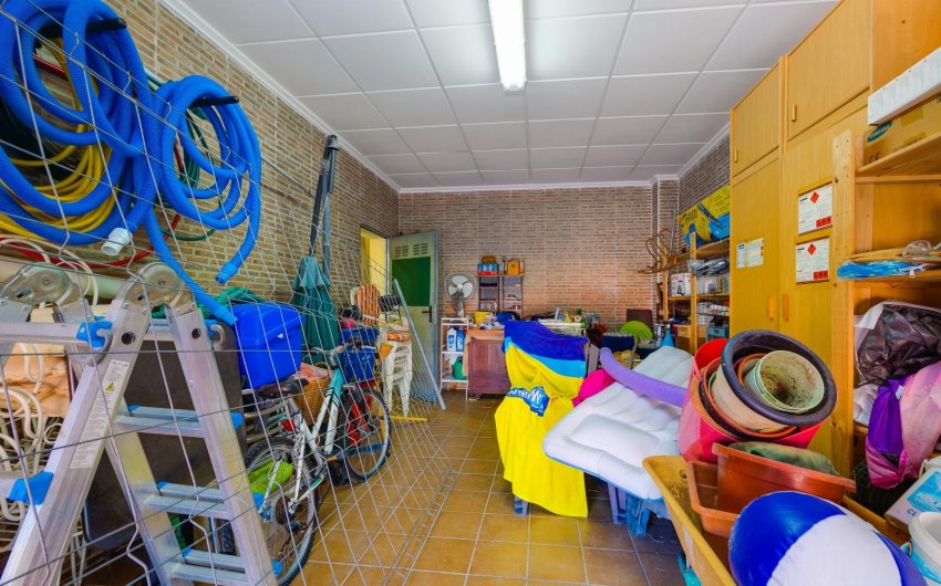 Resale - Villa -
San Miguel de Salinas - Inland