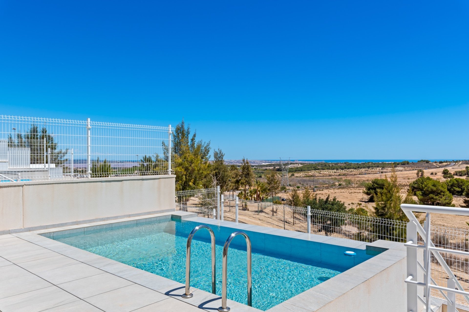 Resale - Villa -
San Miguel de Salinas - Orihuela Costa