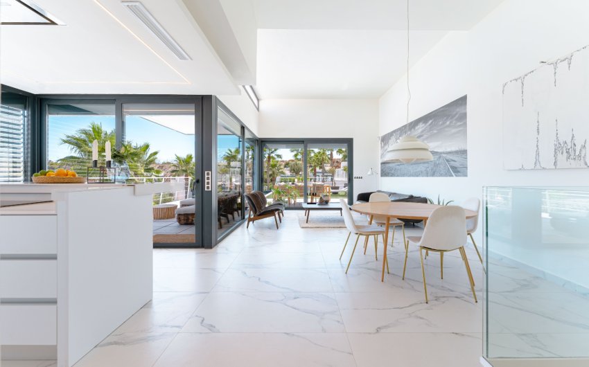 Resale - Villa -
San Miguel de Salinas