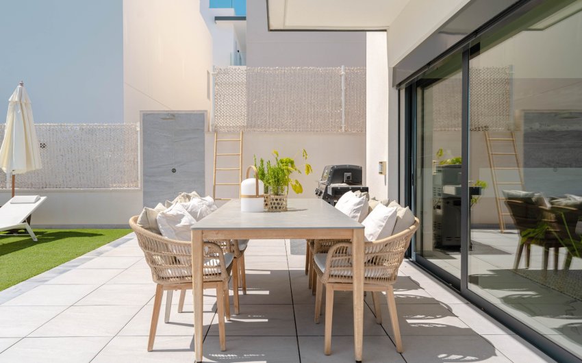 Resale - Villa -
San Miguel de Salinas