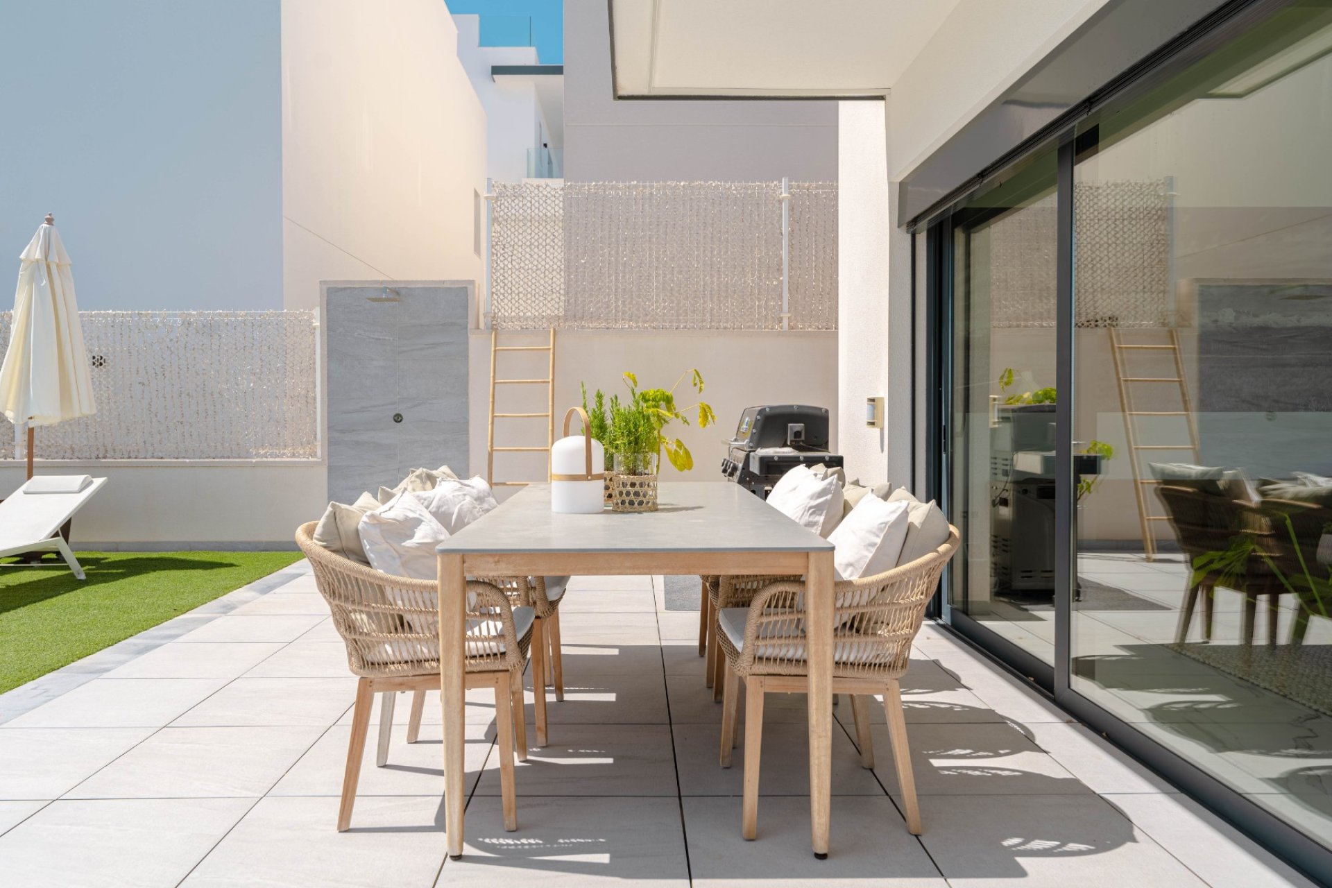 Resale - Villa -
San Miguel de Salinas