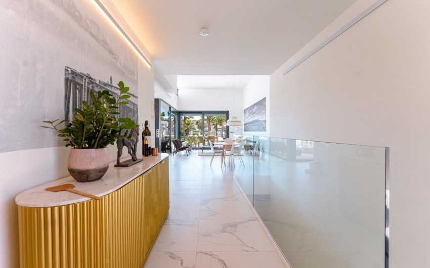 Resale - Villa -
San Miguel de Salinas