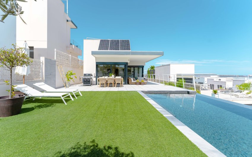 Resale - Villa -
San Miguel de Salinas