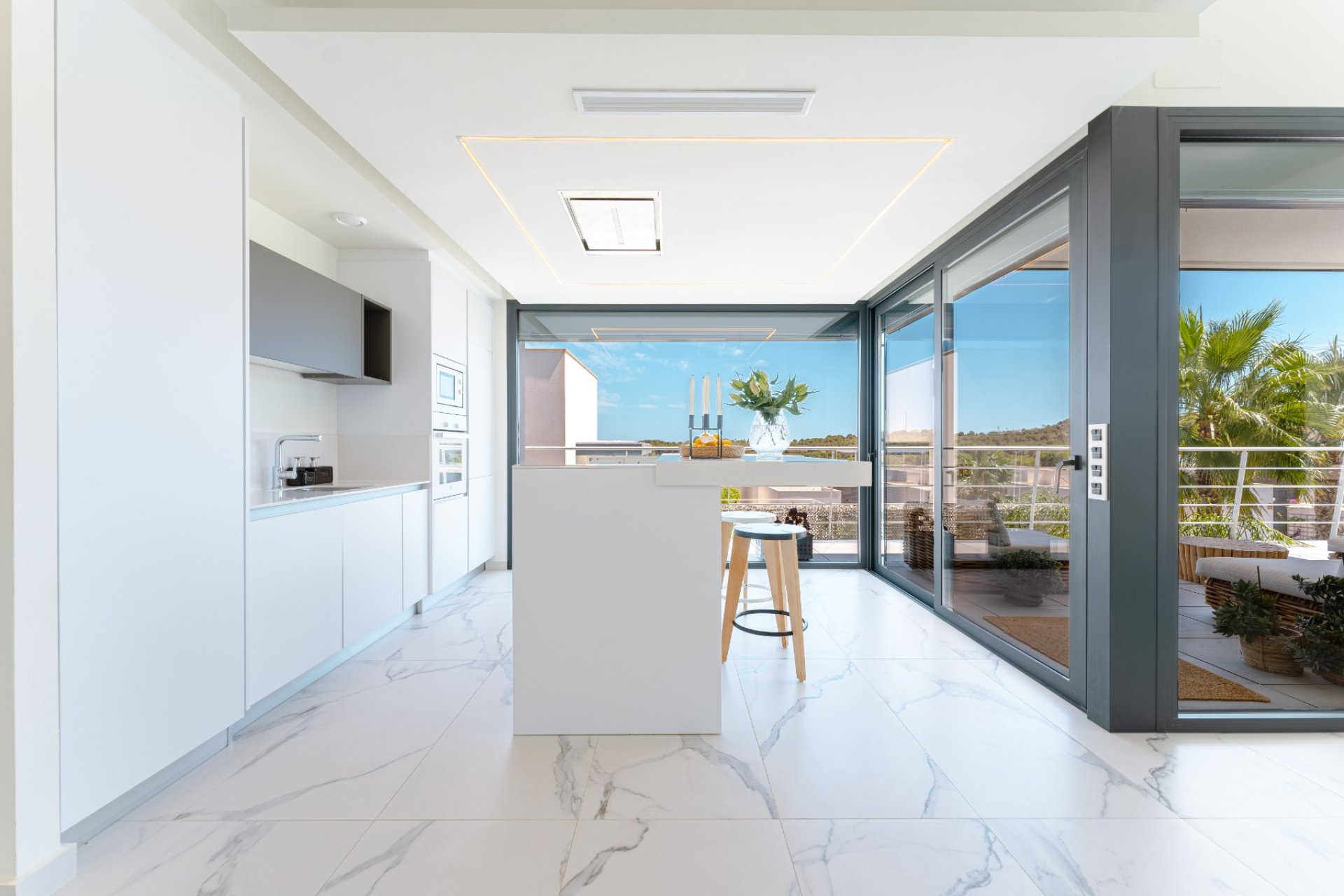 Resale - Villa -
San Miguel de Salinas