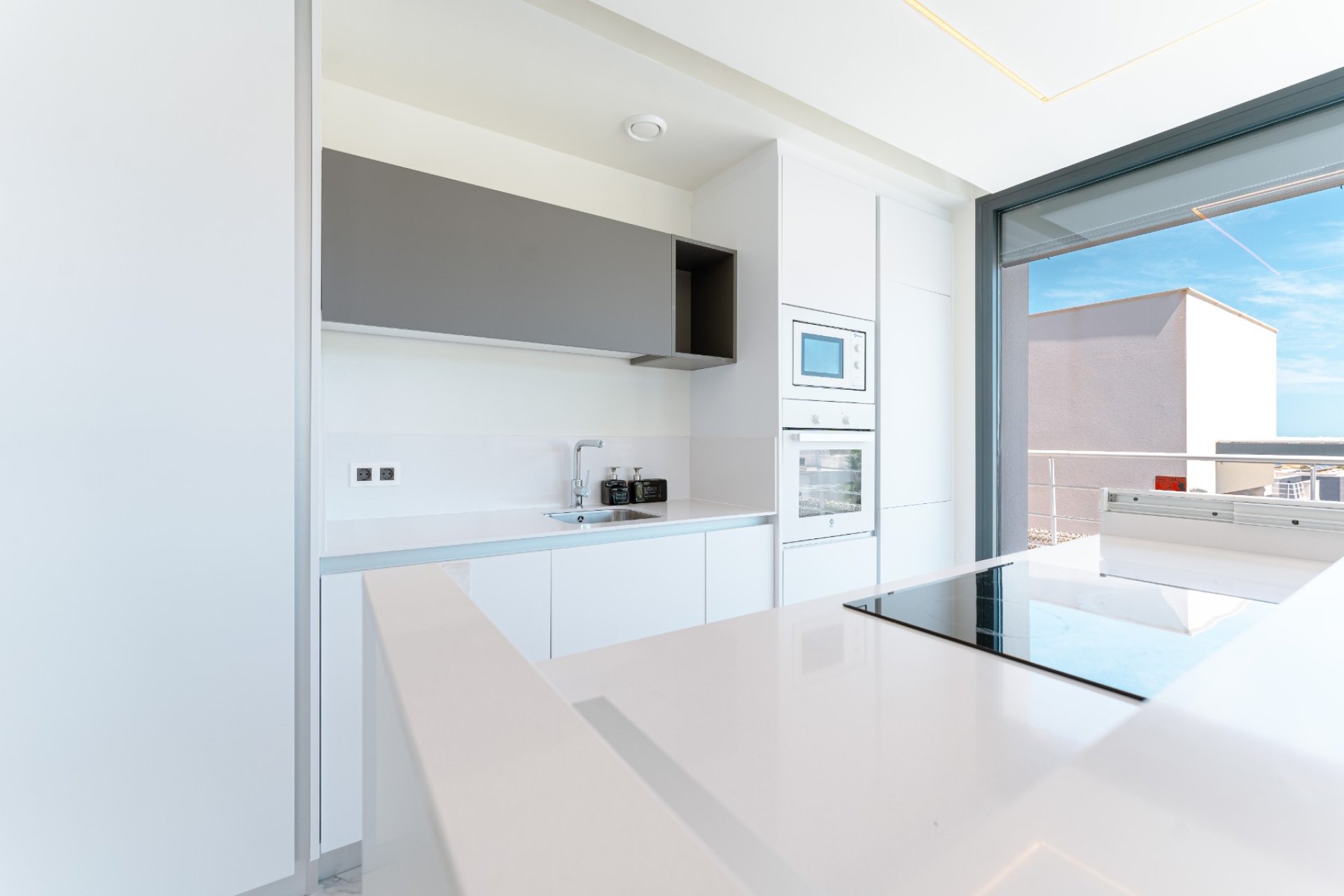 Resale - Villa -
San Miguel de Salinas