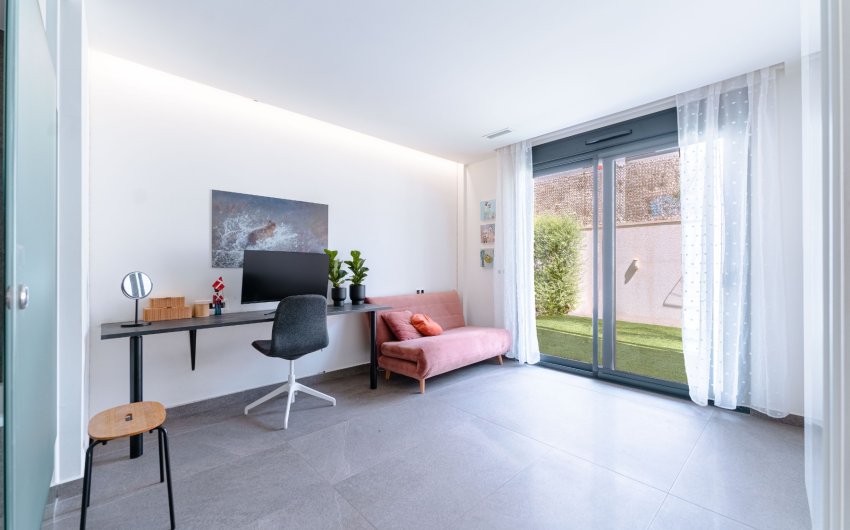 Resale - Villa -
San Miguel de Salinas