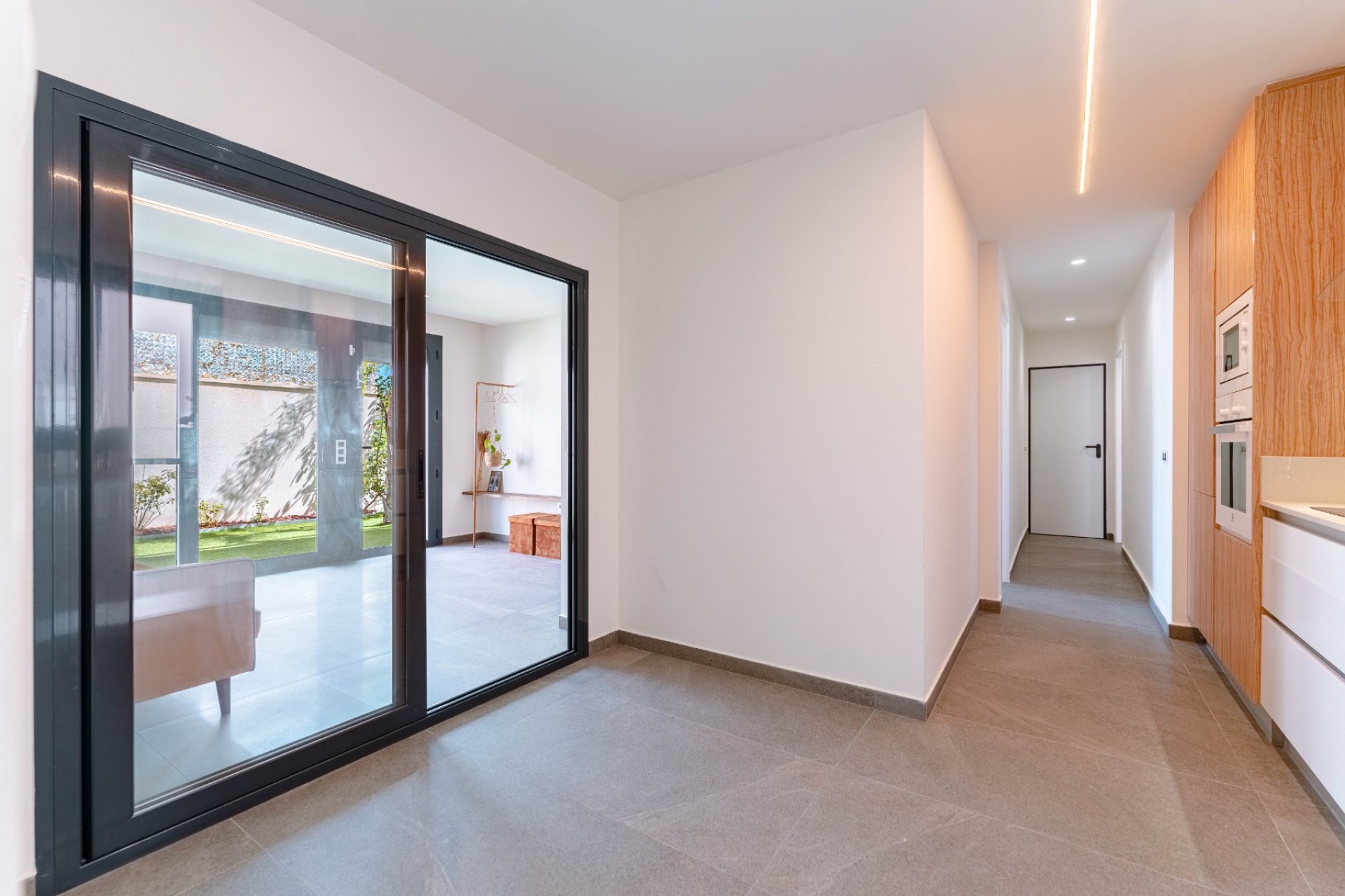 Resale - Villa -
San Miguel de Salinas