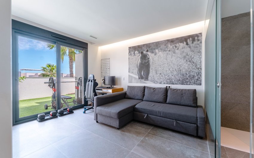 Resale - Villa -
San Miguel de Salinas