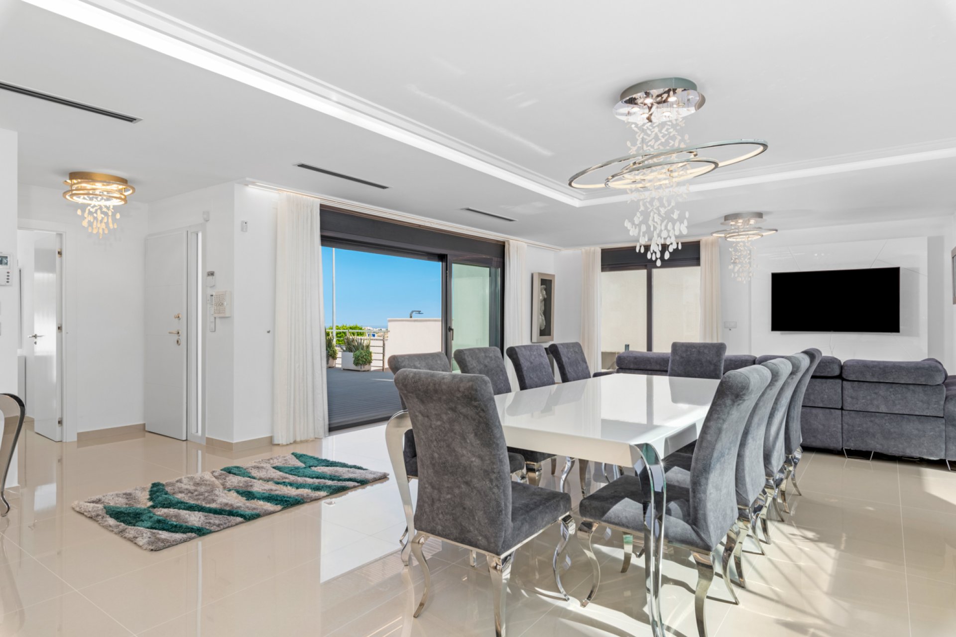 Resale - Villa -
San Miguel de Salinas