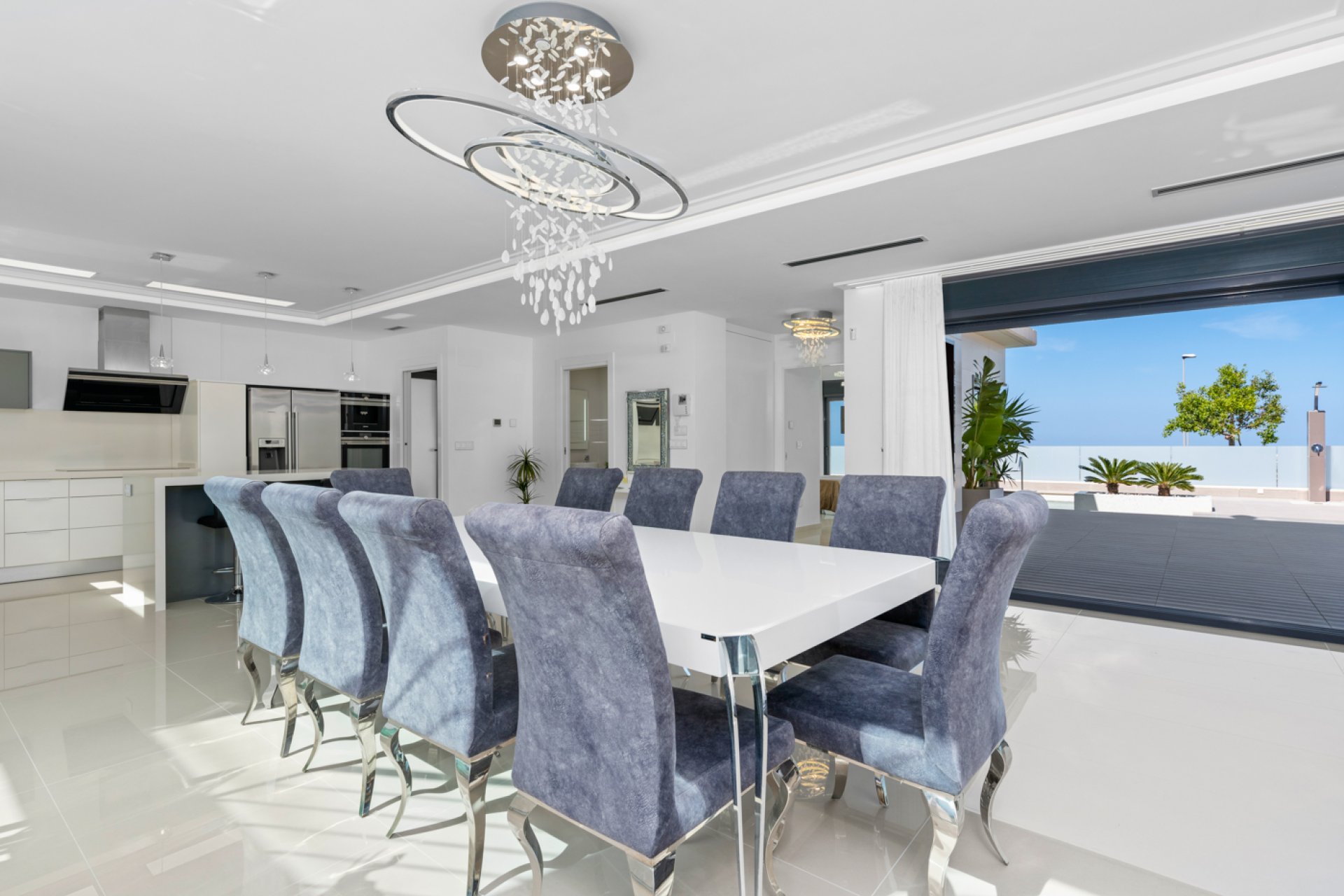 Resale - Villa -
San Miguel de Salinas