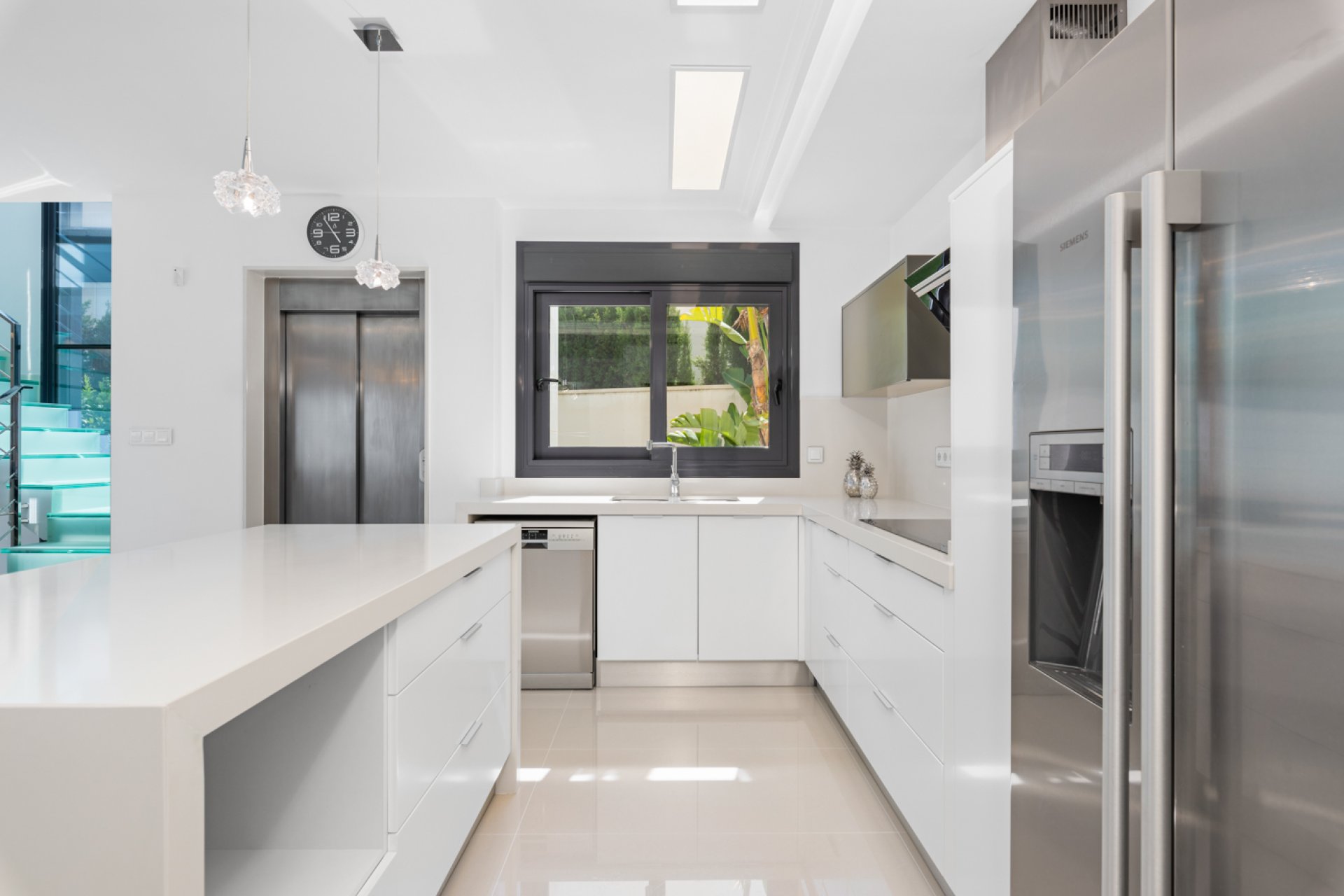 Resale - Villa -
San Miguel de Salinas