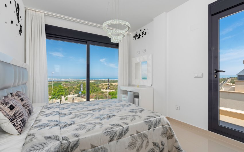 Resale - Villa -
San Miguel de Salinas