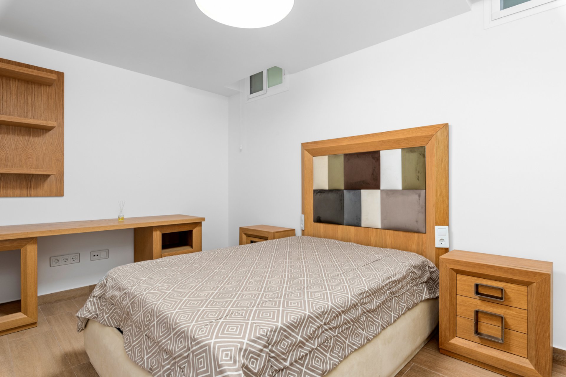 Resale - Villa -
San Miguel de Salinas