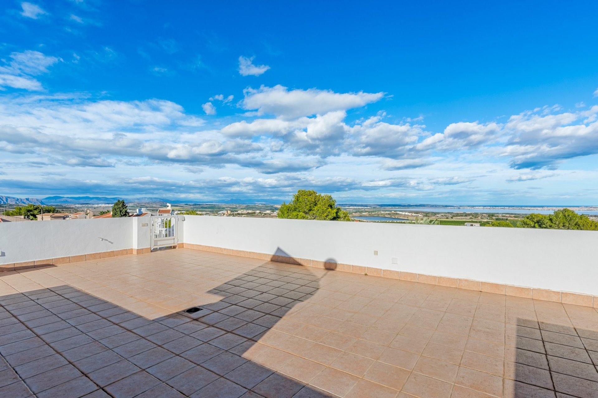 Resale - Villa -
San Miguel de Salinas