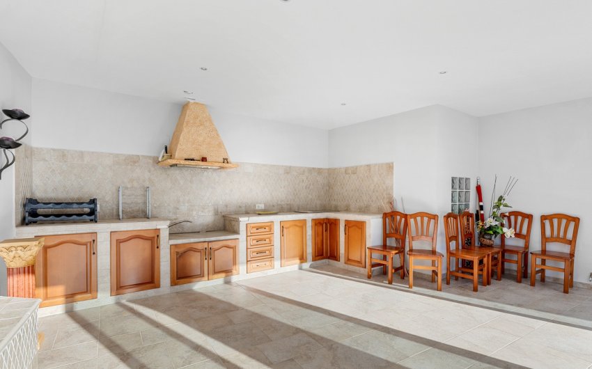 Resale - Villa -
San Miguel de Salinas