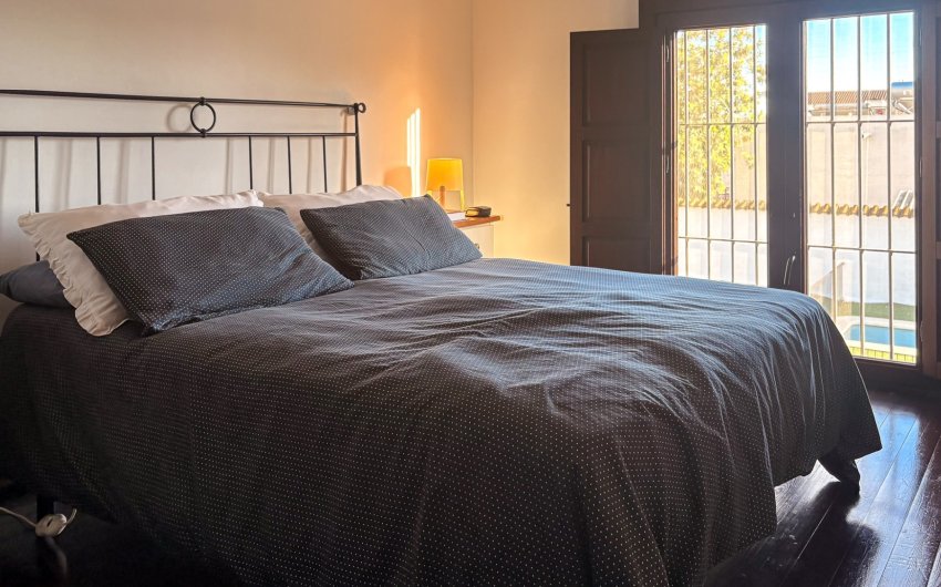 Resale - Villa -
Santa Pola - El Poble Llevanti