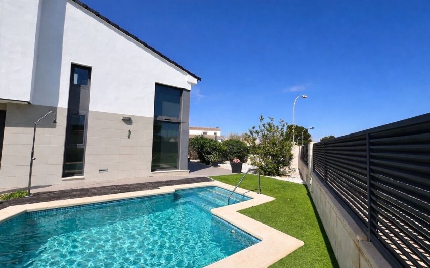 Resale - Villa -
Santiago de la Ribera - Costa Calida