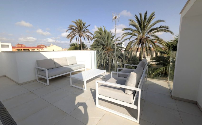 Resale - Villa -
Santiago de la Ribera - Costa Calida