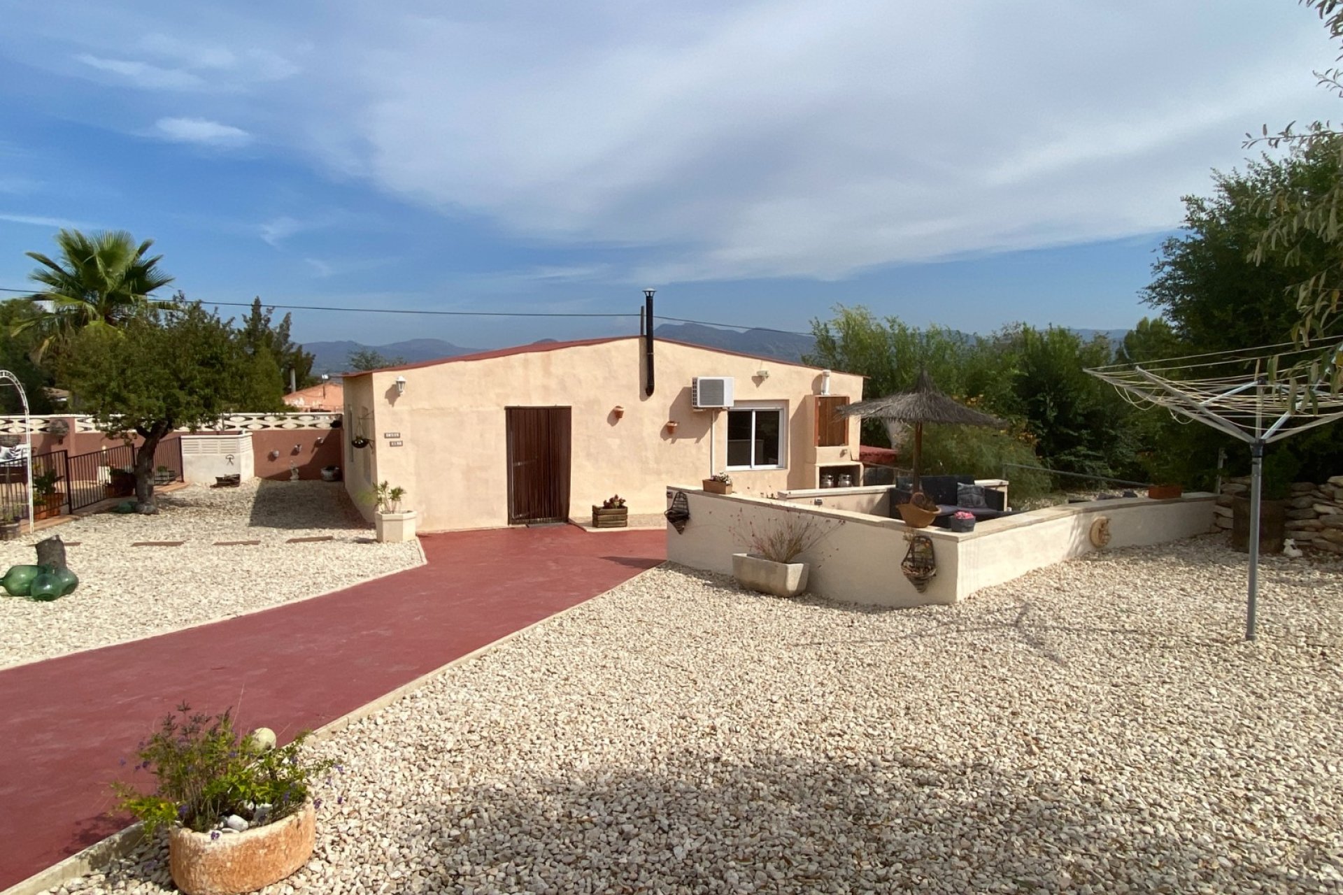 Resale - Villa -
Sax