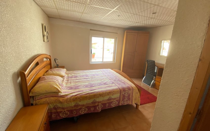 Resale - Villa -
Sax