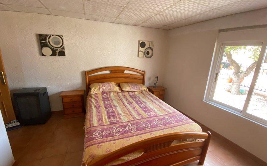 Resale - Villa -
Sax