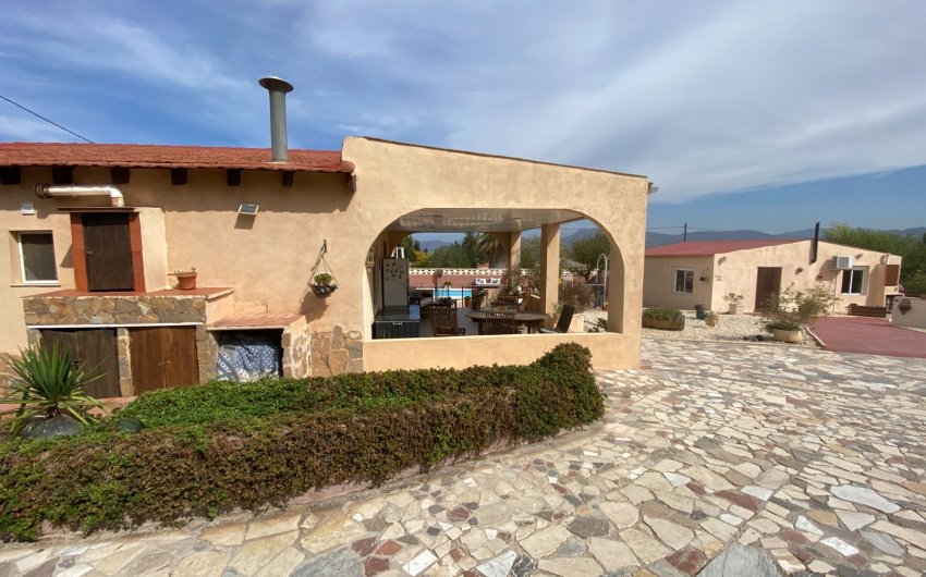 Resale - Villa -
Sax