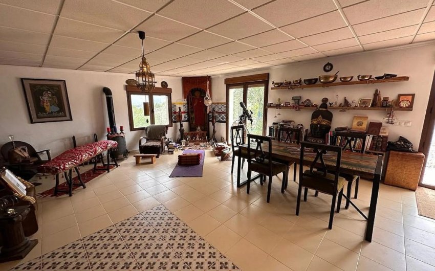 Resale - Villa -
Sax