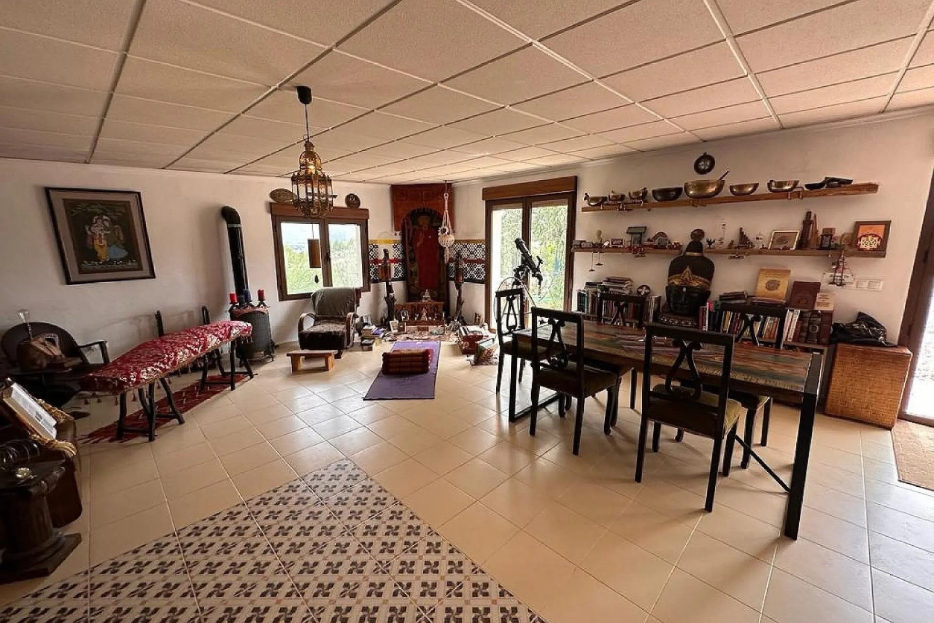 Resale - Villa -
Sax