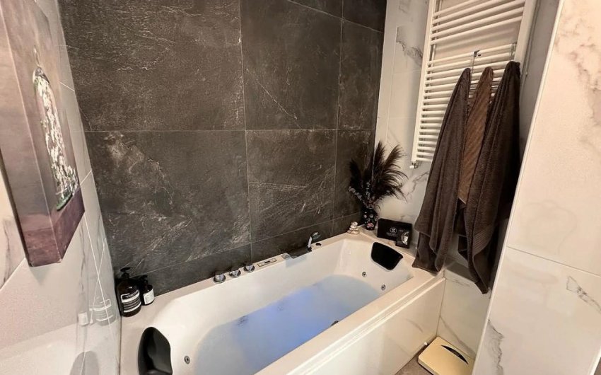 Resale - Villa -
Sax