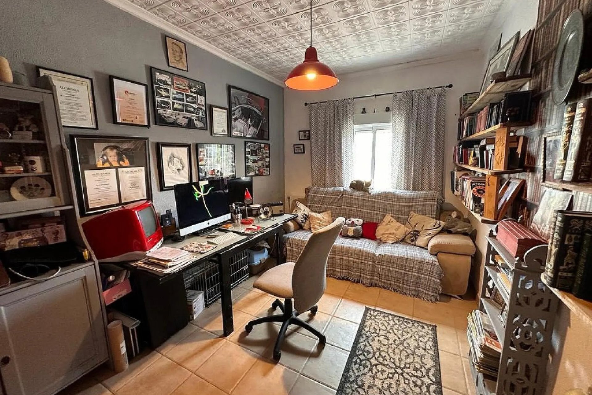 Resale - Villa -
Sax