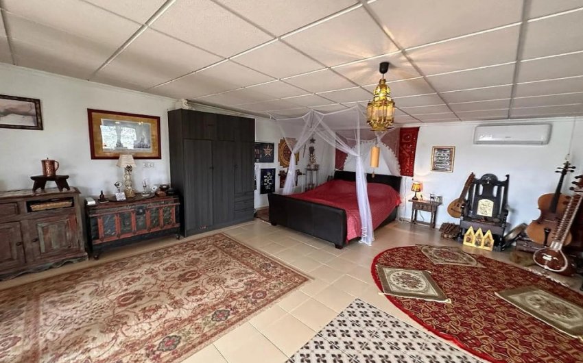 Resale - Villa -
Sax