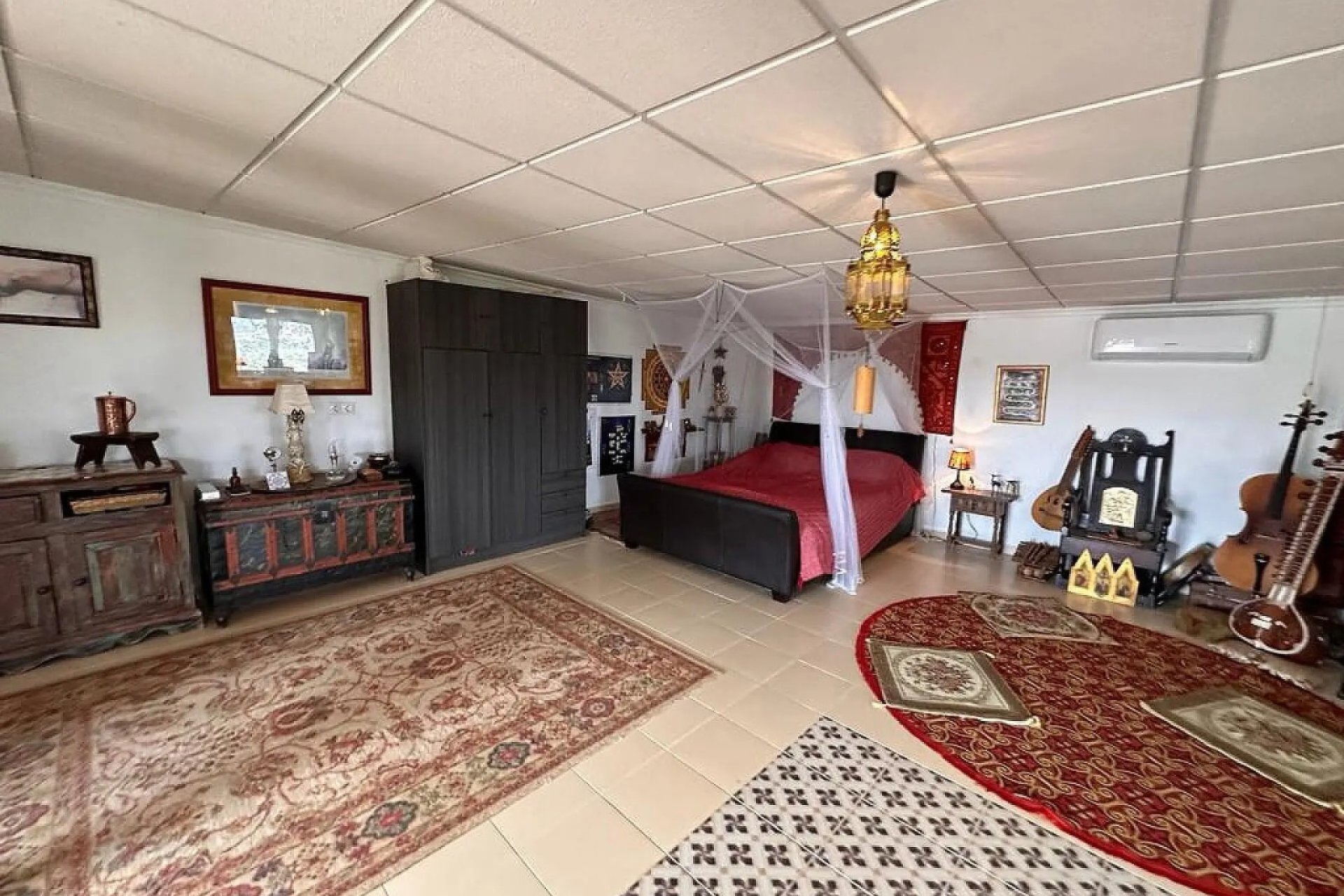 Resale - Villa -
Sax