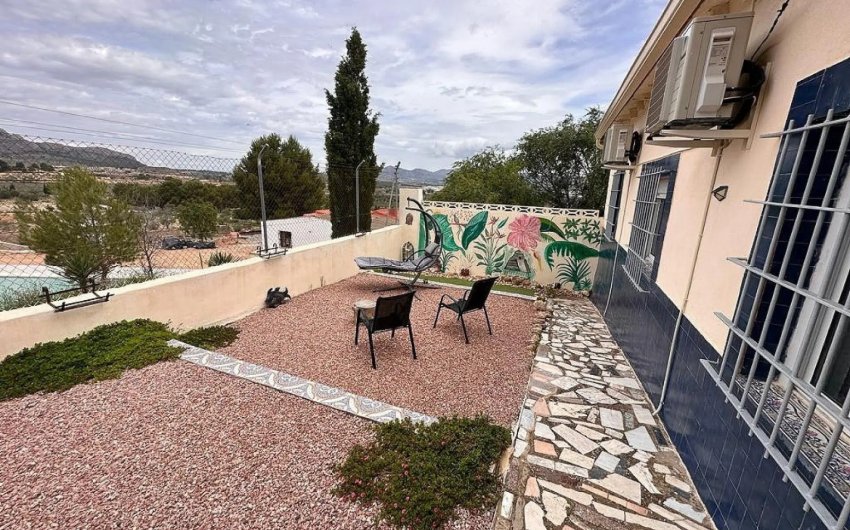 Resale - Villa -
Sax