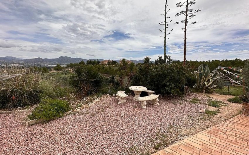 Resale - Villa -
Sax